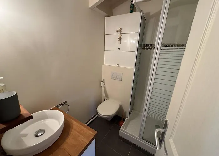 Maison De A 100m De La Pour 4 Pers. - Fr-1-726-59